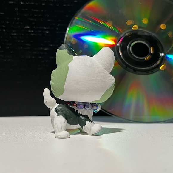 LPS Husky Custom With Necklace🌿 - Picture 2 of 6